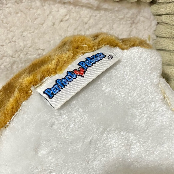 SOLD - WORKING Perfect Petzzz Pet Toy Small Bulldog Sleeping Breathing Puppy Dog - Picture 13 of 16